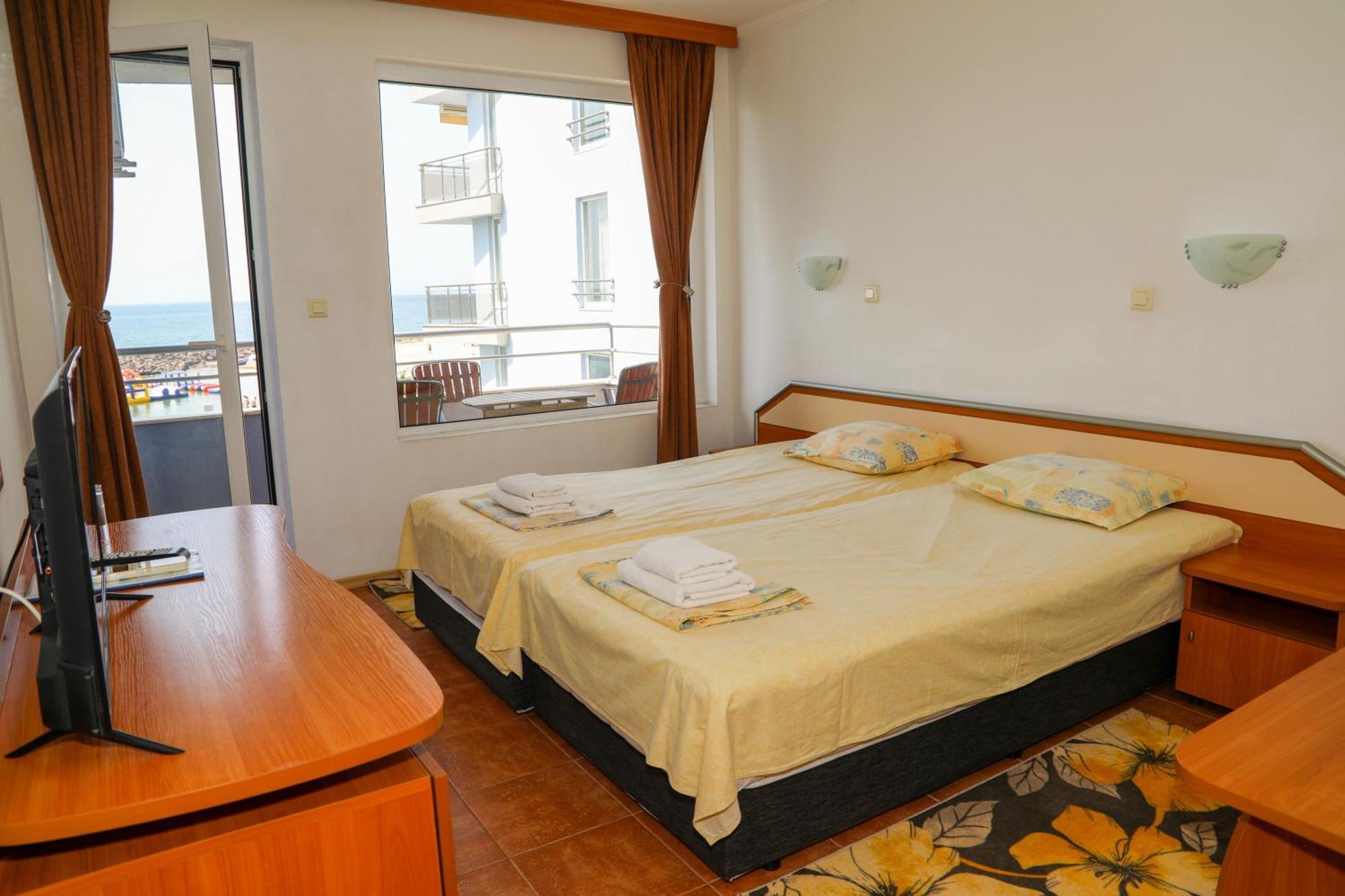 Hotel Sofia Beach Nesebar Exterior photo